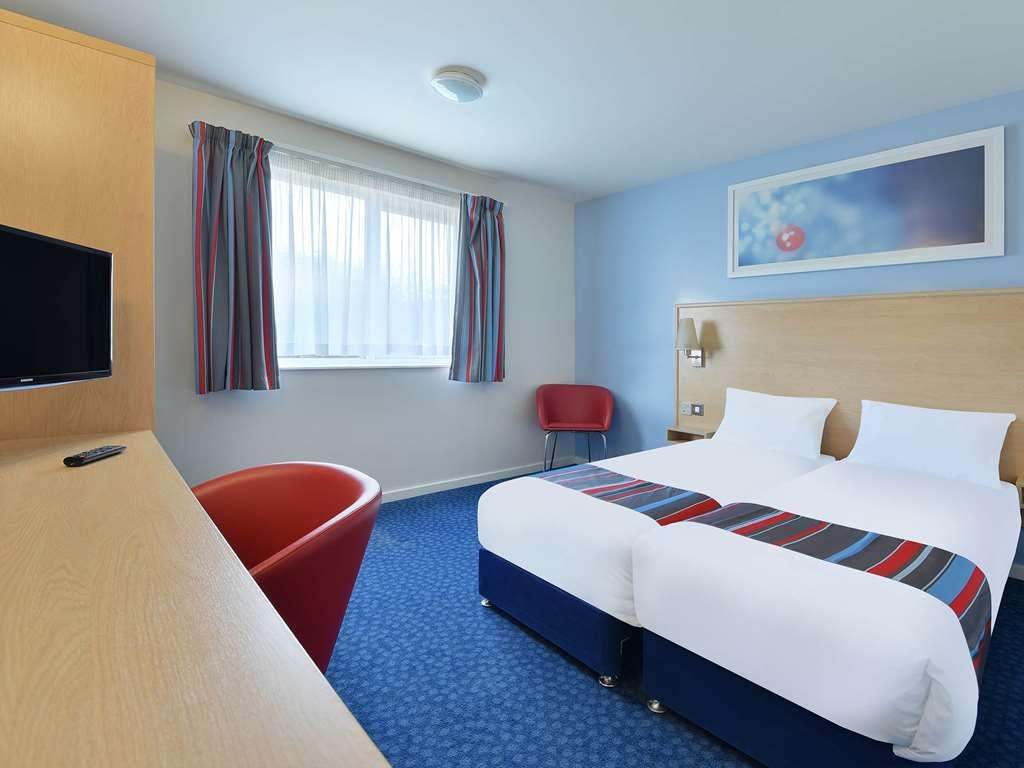 Travelodge Leeds Colton Garforth Rum bild