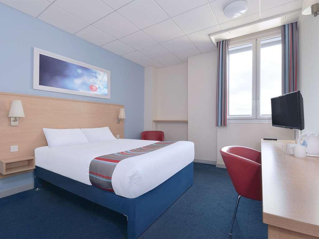 Travelodge Leeds Colton Garforth Rum bild