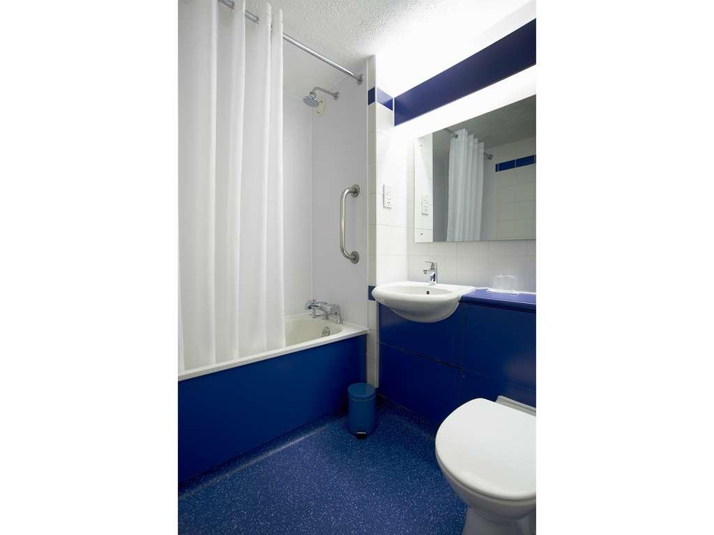 Travelodge Leeds Colton Garforth Rum bild