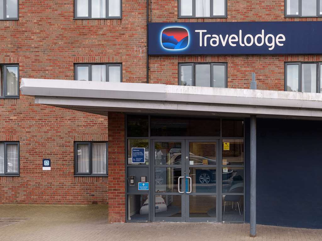 Travelodge Leeds Colton Garforth Exteriör bild